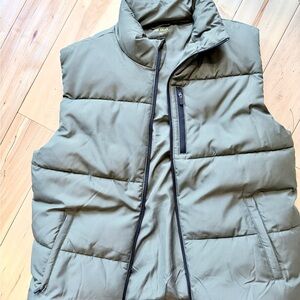 Men's Olive Puffer Vest